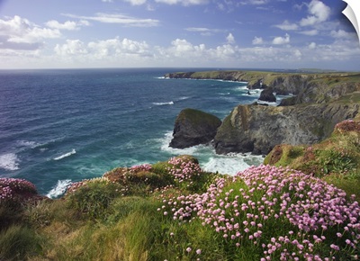 United Kingdom, England, Cornwall, Bedruthan Steps on the Southwest Coast Path