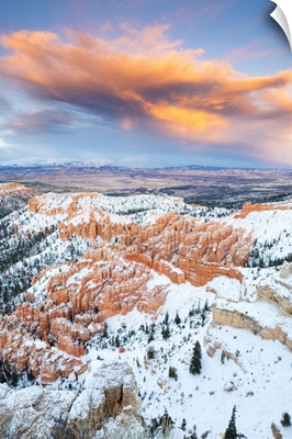 United States, Utah, Bryce Canyon National Park, Sunset Over Bryce Canyon