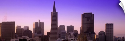 US, California, San Francisco, Downtown, skyline and Transamerica Pyramid