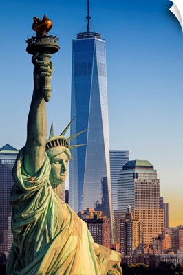 USA, New York City, Manhattan, Liberty Island, Statue Of Liberty And Freedom Tower