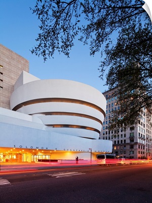 USA, New York City, Manhattan, Upper East Side, Museum Mile, Guggenheim Museum At Dusk