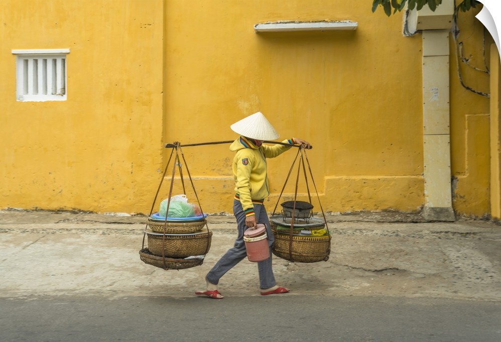 Vietnam, South Central Coast, Coast, South Vietnam, Hoi An, Street vendor.