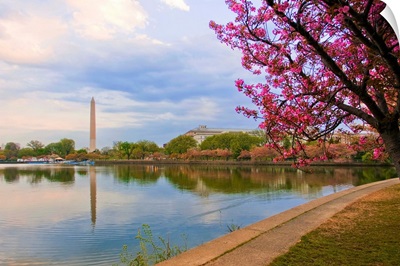 Washington DC, Washington monument over the tidal basin