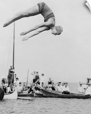Aileen Riggin at aquatic carnival of the Huguenot Boat Club. 1922