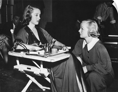 Betty Davis with her stand-in Sally Sage on the set for 'That Certain Woman'