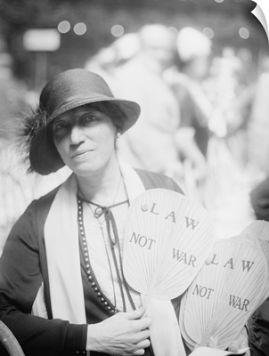 Caroline O'Day, advocating LAW NOT WAR on June 26, 1924