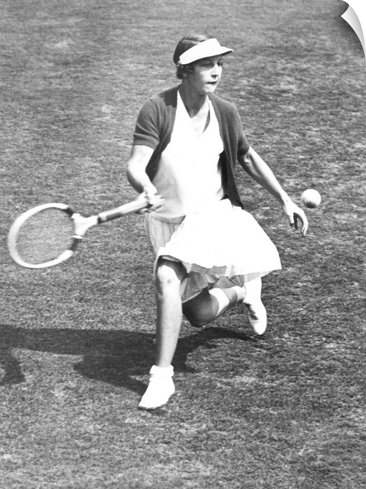 Helen Wills Moody warming up before her first round match with Esther Bartosh at Forest Hills. Aug. 15, 1933. Wills Moody ...