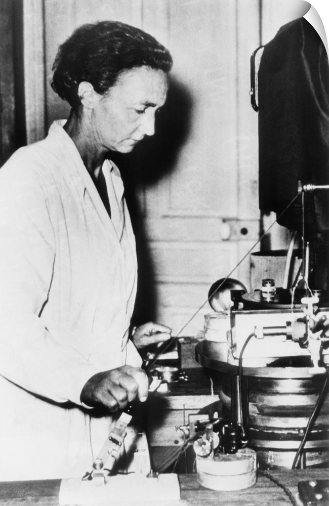 Irene Joliot-Curie, French nuclear physicist and daughter of Marie Curie at work in her lab. c. 1948.