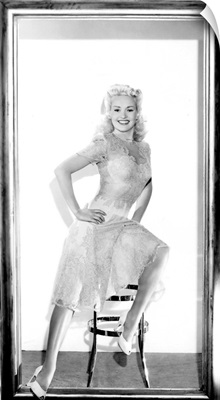 Pin Up Girl, Betty Grable, 1944