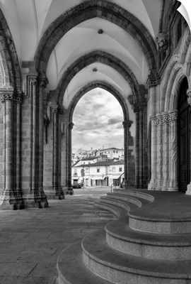 Evora Cathedral BW