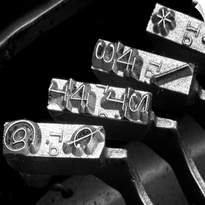 Typewriter Symbols, Square
