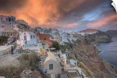 Along the cliff of Oia, houses have been delved into the porous volcanic rock