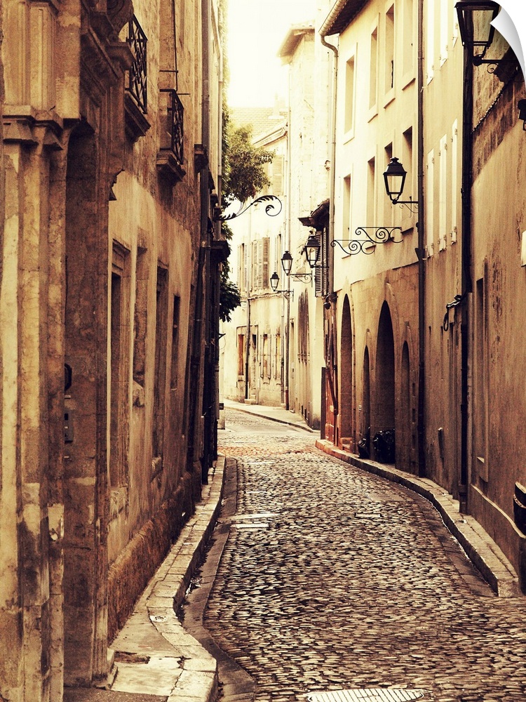 Avignon is French commune street.