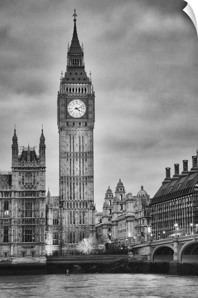 London, Big Ben, black and white