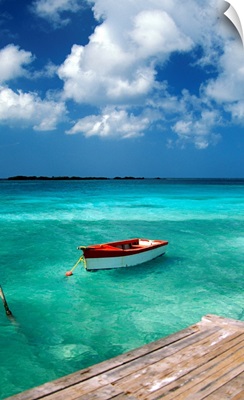 Boat in water, Eagle Beach, Aruba