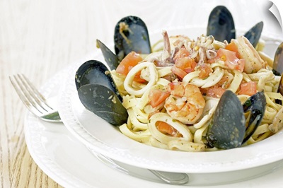 Bowl of fresh seafood and pasta