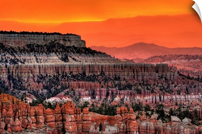 Bryce Canyon at sunrise, with characteristic hoodoos and rock formations