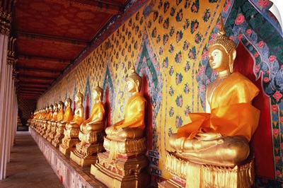 Buddha in a row