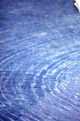 Concentric water ripples