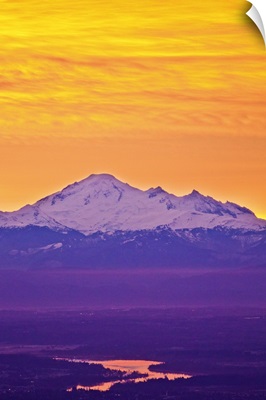 Famous Mt. Baker volcano, located in North Cascade Mountain Range
