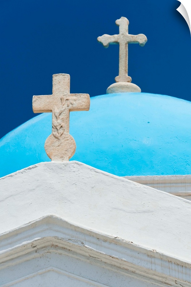 Greece, Cyclades Islands, Mykonos, Church dome with cross