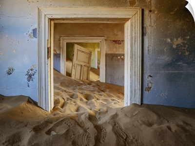 Invading Sand In Kolmanskoppe