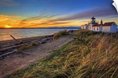 Lighthouse at sunset, Washington