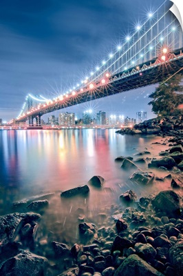 Manhattan Bridge from the park in Brooklyn, New York City