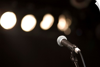 Microphone and spotlights