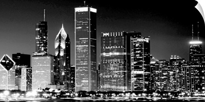 Night view of Chicago's famous cityscape, an American landmark.