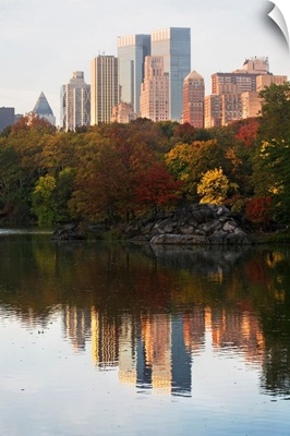 USA, New York City, Manhattan skyline from Central Park
