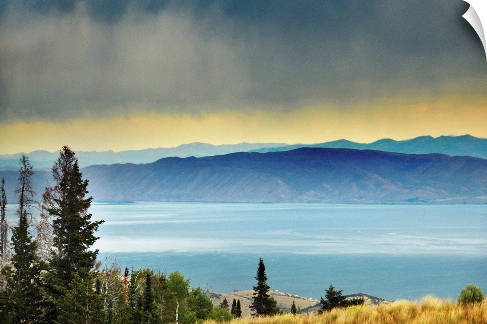 View of Bear Lake as we crested hill drops down into Garden City.