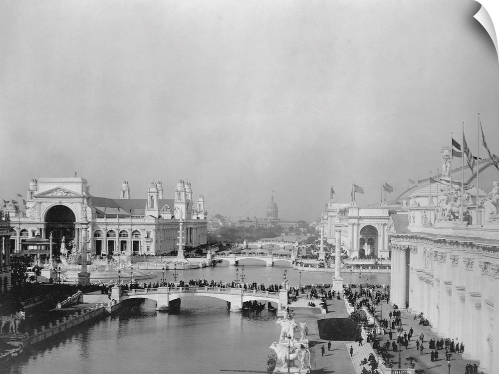 Visitors stroll on a promenade on the grounds of the World's Columbian Exposition in 1893. Chicago, Illinois, USA.