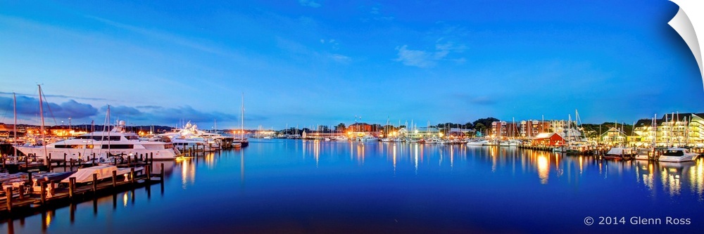 Yacht basin at Annapolis harbor where the spa river meets the Chesapeake bay.  Image taken during the blue hour about 45 m...