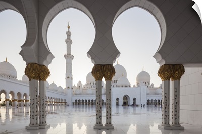 Abu Dhabi, Sheikh Zayed bin Sultan Mosque, arches