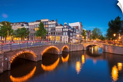 Amasterdam, Holland, Canals At Dusk