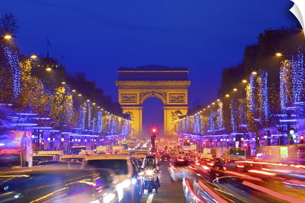 Arc De Triomphe And Xmas Decorations, Avenue des Champs-Elysees,  Paris, France, Western Europe.