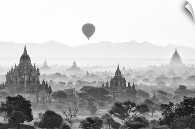 Balloon over Bagan at sunrise, Mandalay, Burma (Myanmar)