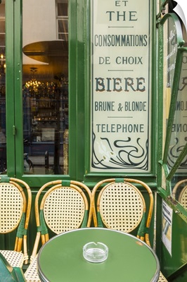 Cafe in the Marais dsitrict, Paris, France