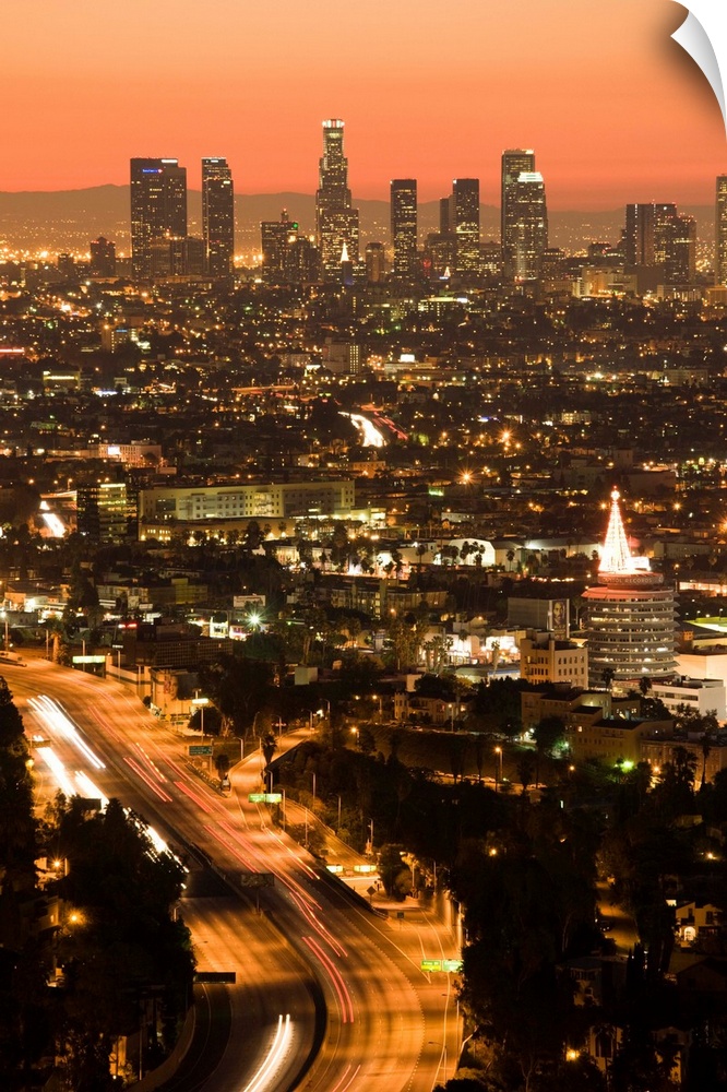 USA, California, Los Angeles, Downtown and Hollywood Freeway 101 from Hollywood Bowl Overlook, dawn