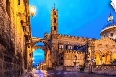 Cathedral Of Palermo At Sunrise-Europe, Italy, Sicily Region, Palermo District