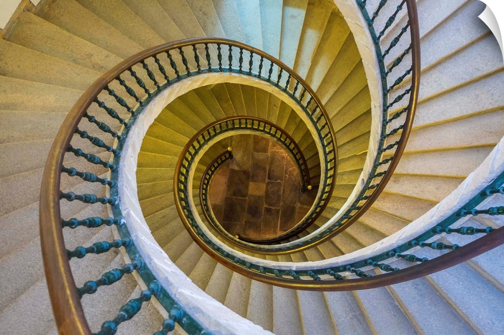 Triple spiral staircase of floating stairs, Convent of Santo Domingo de Bonaval, Santiago de Compostela, Galicia, Spain.