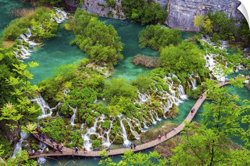 Croatia, Dalmatia, Karlovac, Plitvice, Plitvice national park, Lower lakes.