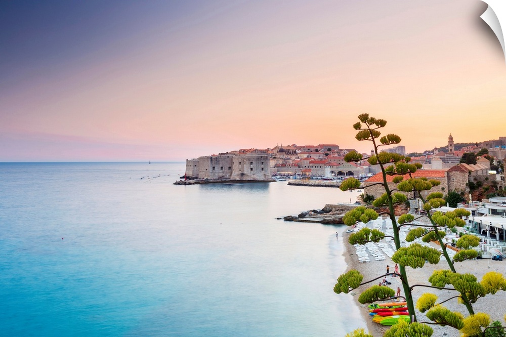 Croatia, Dubrovnik, Sunset Over Banya Beech