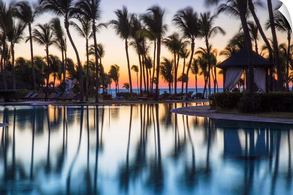 Cuba, Varadero, Swimming pool at Paradisus Hotel.