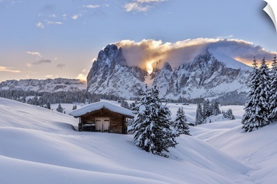 Dolomites, South Tyrol, Italy, Sunrise On The Seiser Alm With The Peaks Of Sassolungo