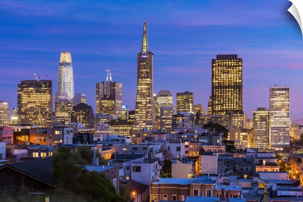 Downtown skyline at dusk, San Francisco, California, USA
