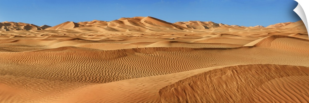 Dune landscape in Rub al-Khali. Oman, Dhofar, Ramlat Al Hashman. Rub al-Khali (DM). Rub al-Khali, Middle East, Oman.