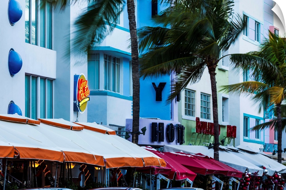 USA, Florida, Miami Beach, South Beach hotels on Ocean Drive, morning