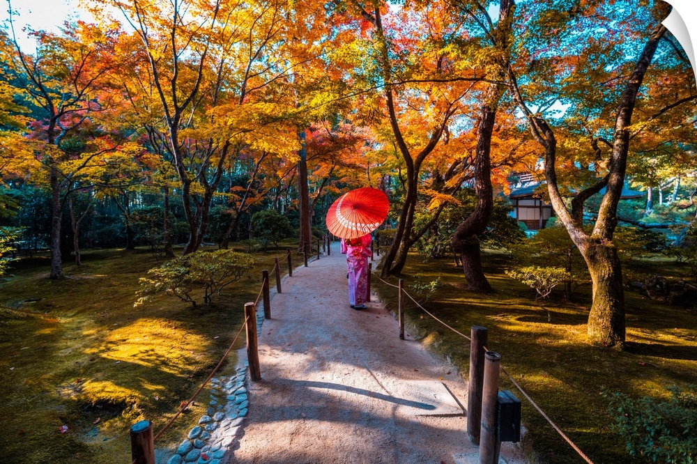 Ginkaku-ji (Jisho-Ji) temple, Kyoto, Kyoto prefecture, Kansai region, Japan. Woman in kimono admiring the temple's Japanes...
